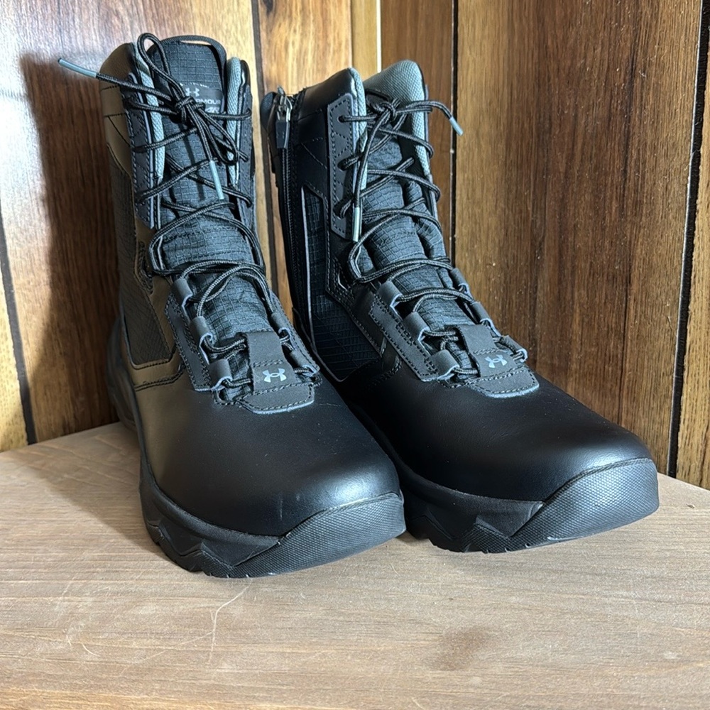 Duty boots